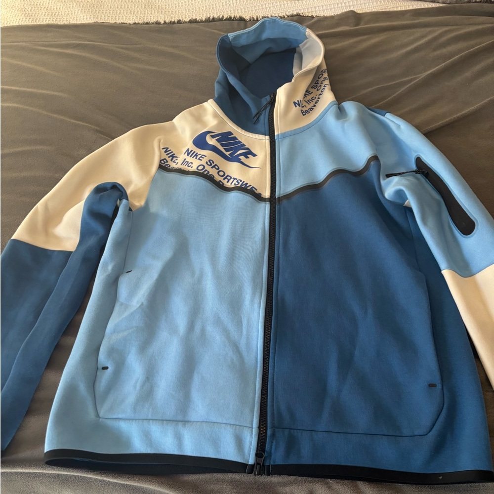 Nike Tech suit. Size large